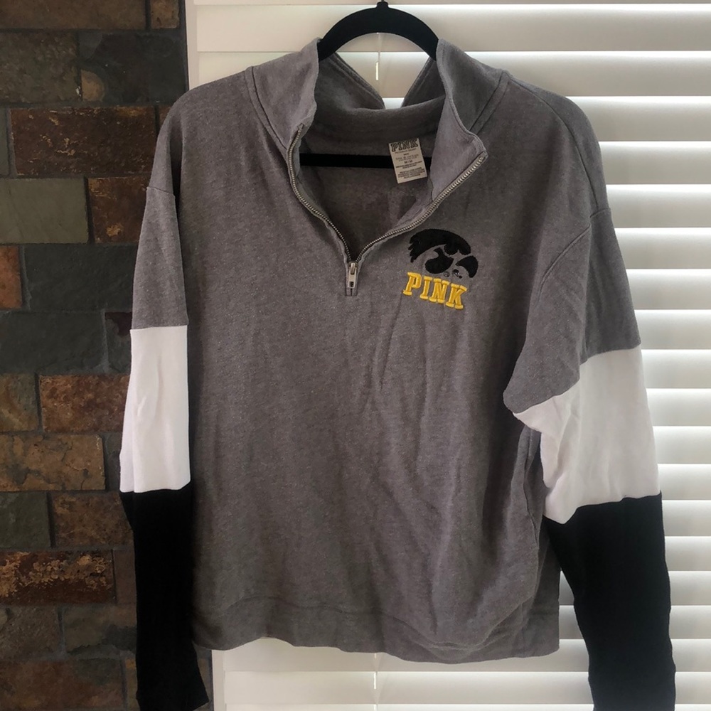 Pink Iowa Hawkeyes Zip-up